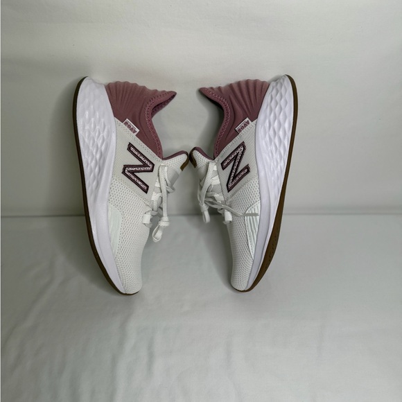 New Balance Women’s Running Shoe - Picture 8 of 9